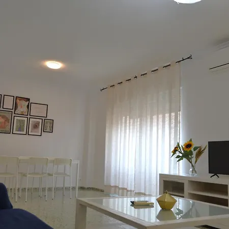 Sunshine Menendez Pelayo Apartment Cordoba