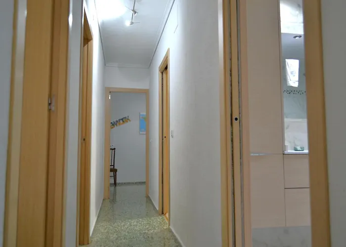 Sunshine Menendez Pelayo Apartment