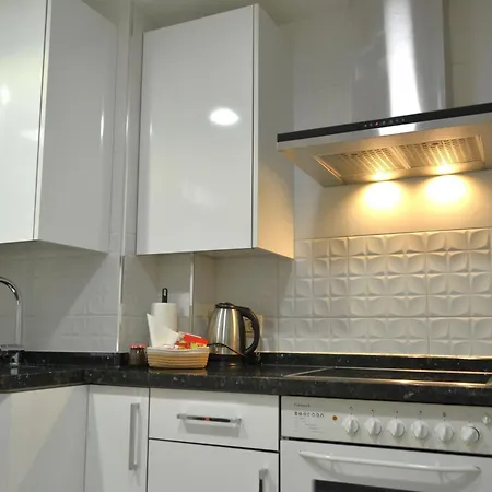 Sunshine Menendez Pelayo *